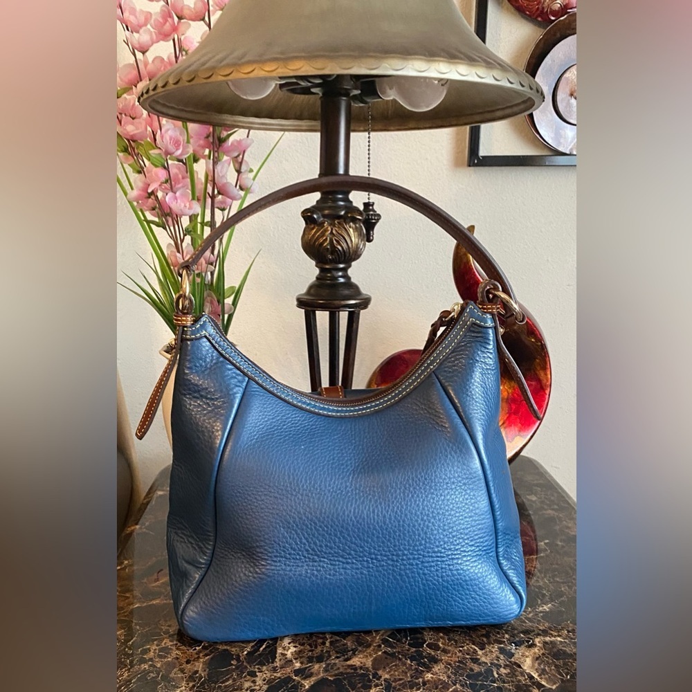 Dooney & Bourke - EUC-Samba Denim Blue Pebbled Leather Logo Lock Hobo Bag - Picture 2 of 11